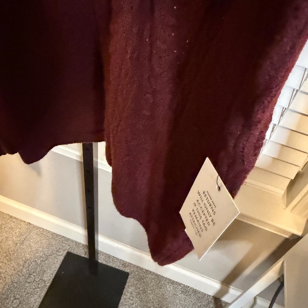 BNWT- Eloquii - Plus size Burgundy Ruffle Sweater- Size 22/24W - Picture 5 of 8